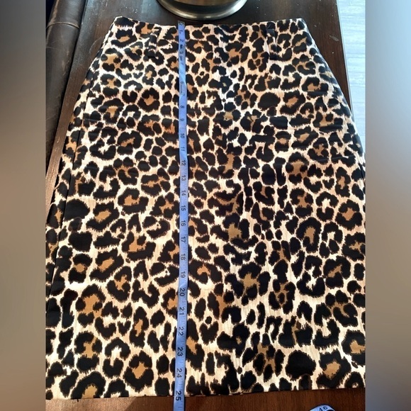 J Crew Animal Print Skirt W/Belt, Size 2 - Picture 8 of 10